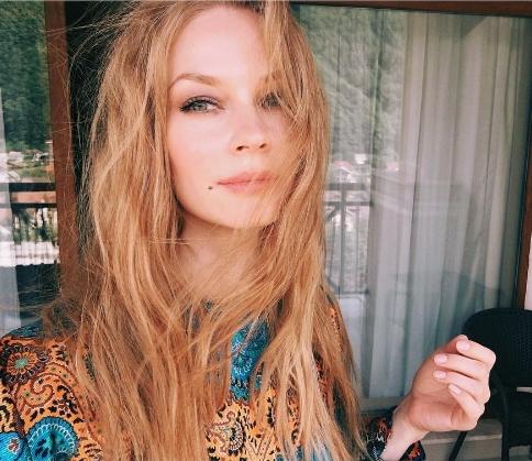 Ходченкова не признает бедствующего отца