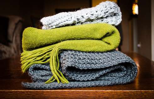 Теплота шерстяного одеяла зависит от толщины и плотности ткани
