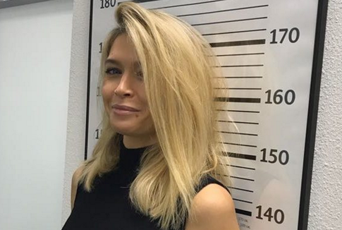 Пикантный снимок Брежневой оказался в Сети