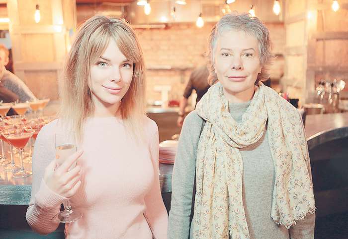 Анна Старшенбаум и ее мама Оксана оказались очень похожими друг на друга