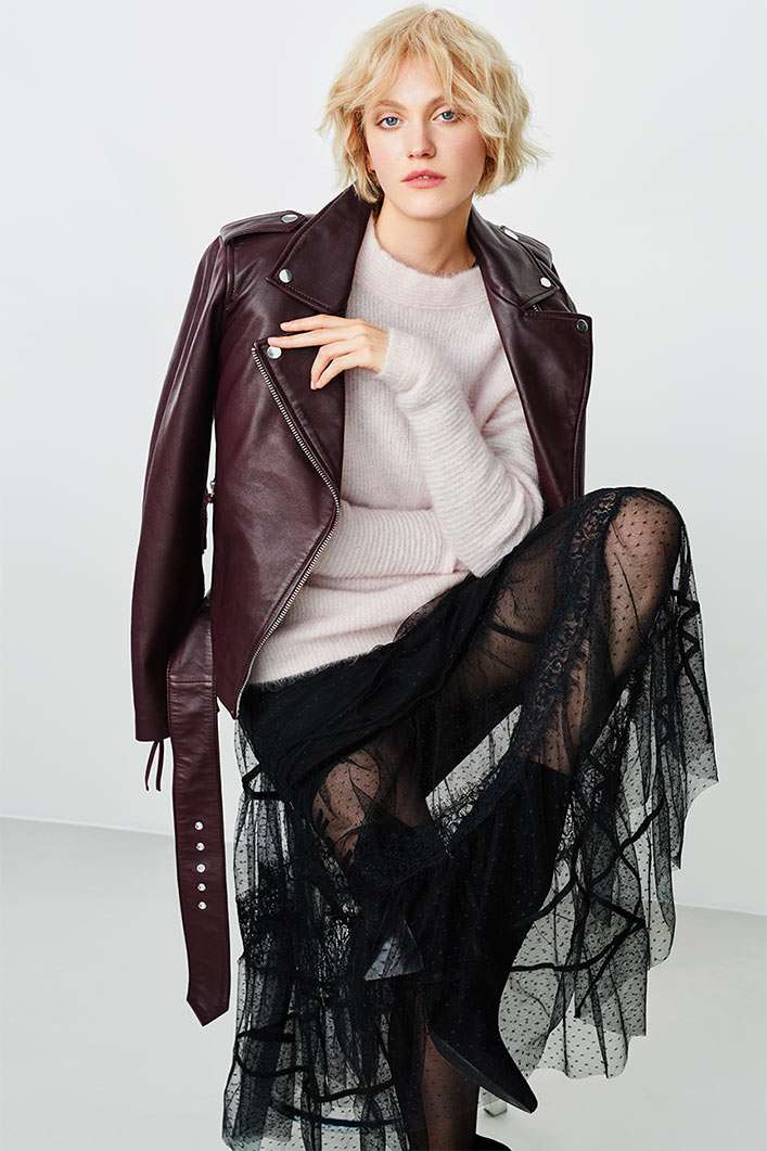 Подчеркните плечи Подчеркните плечи