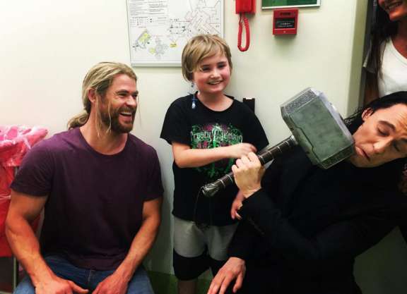 ...А Тор лишился длинных волос