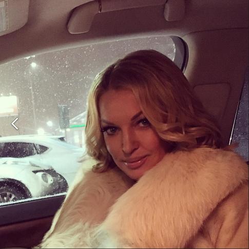 «Женщины не дадут, а мужчины не пожмут руки»: Волочкова распекла бывшего любовника