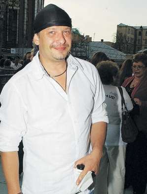 Дмитрий Марьянов