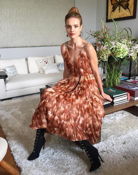 Водянова удивила подписчиков своими «усиками»