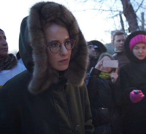 Ксения Собчак с избирателями