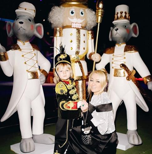 Яна Рудковская и Евгений Плющенко презентовали нового «Щелкунчика»