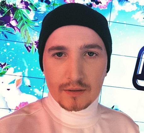 У ведущего «Дома−2» новый нос