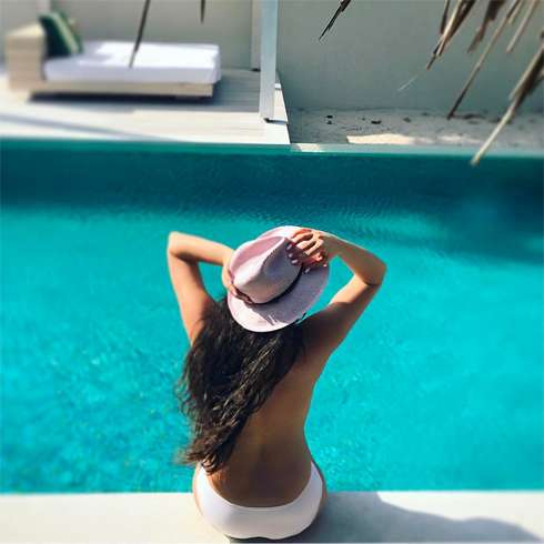 Ирина Дубцова заинтриговала фото топлес