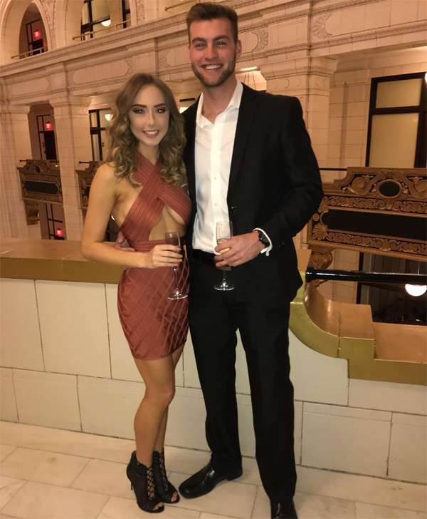 21-летняя Хэйли Скотт со своим бойфрендом