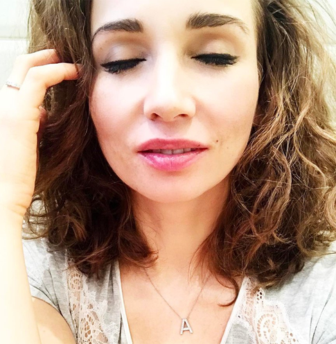 Чехова добавила своему имиджу лоска