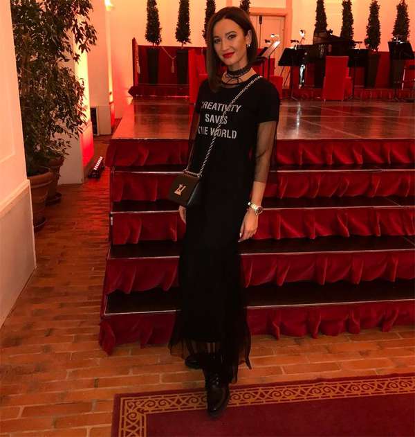 Бузова отправилась в Вену