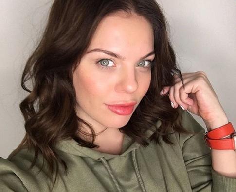 Наконец-то стало известно от кого беременна Анастасия Стоцкая