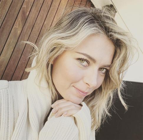 Мария Шарапова снялась для глянца в купальнике