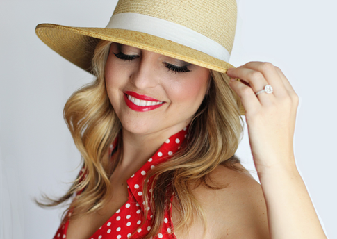 Красивая улыбка: дело не только в зубах