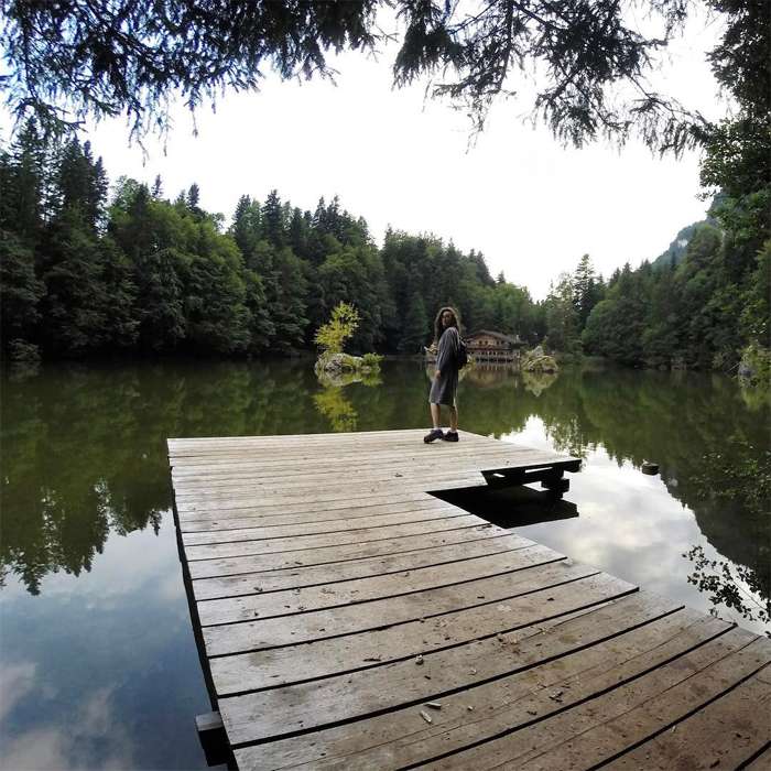 Дайнеко и ее секретное озеро