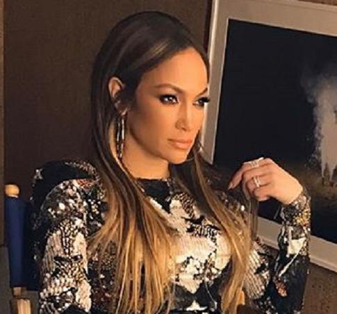 Дочка Дженнифер Лопес растет копией мамы