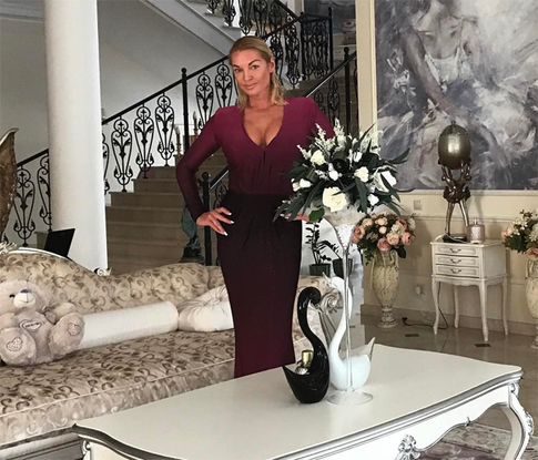 Мама Волочковой создала музей дочери