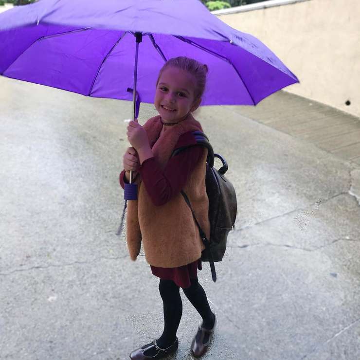 Жизнерадостная Моника