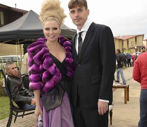 Василий Степанов дружил с главным редактором WomanHit.ru Леной Лениной Василий Степанов дружил с главным редактором WomanHit.ru Леной Лениной