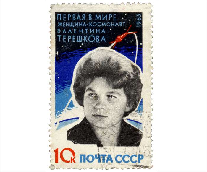Марка с изображением Валентины Терешковой
