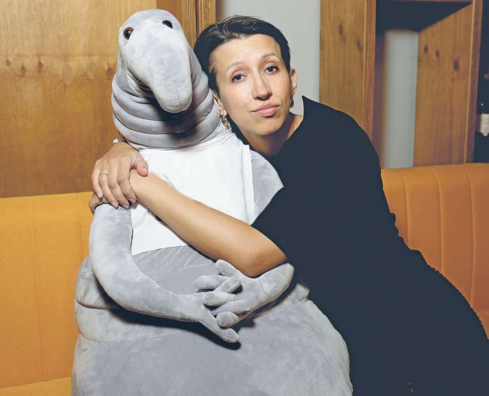 «Если хочешь встретить просто мужчину, ты либо его не встретишь, либо встретишь не того. А когда четко знаешь, какие качестве тебе важны и нужны, то сможешь найти именно своего мужчину»