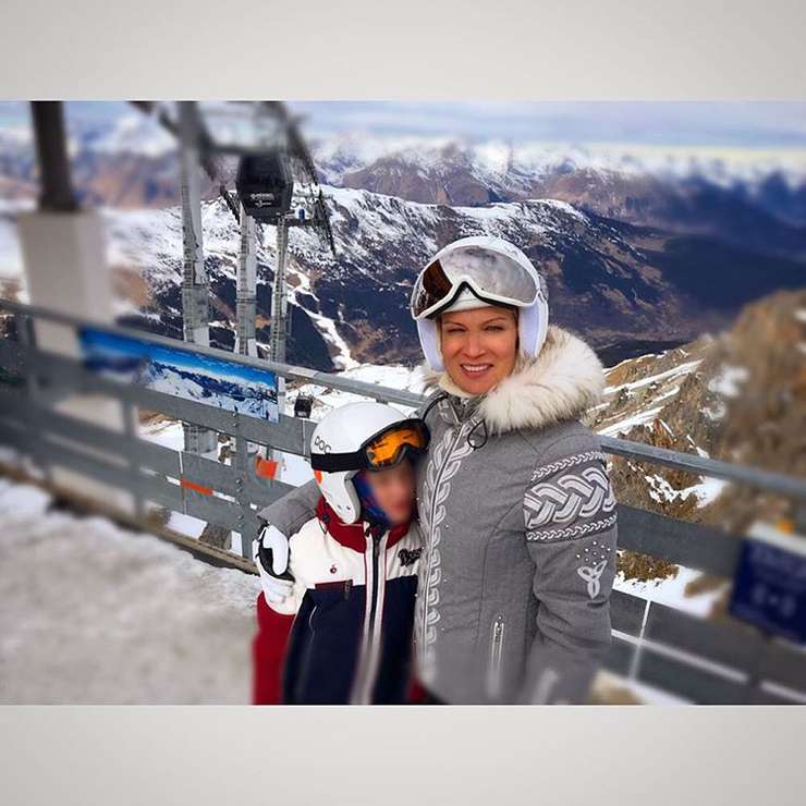 Олеся со своим старшим сыном Артемом Олеся со своим старшим сыном Артемом