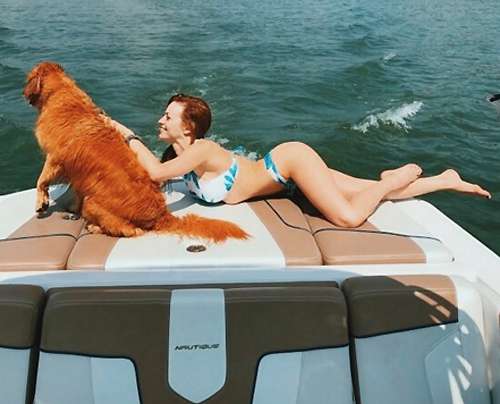 Франческа Иствуд отдыхает во Флориде