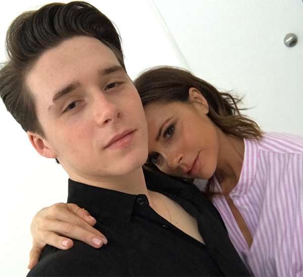 Бруклин Бекхэм с мамой Викторией