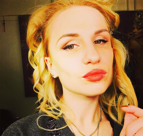 Дочь Валерии Гай Германики научилась ходить