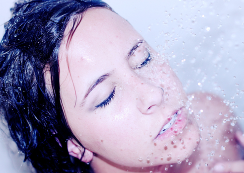 Трихологи разрешили ежедневное мытье головы