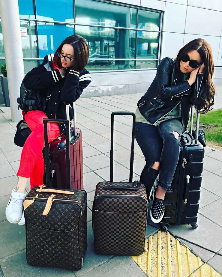 Оля Бузова с Ириной Дубцовой