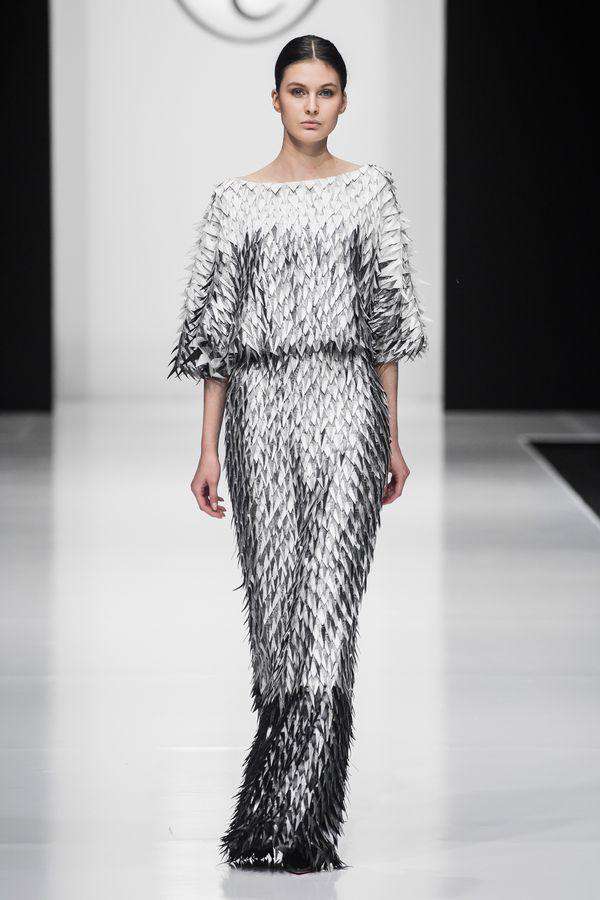 Если хотите всех удивить, оденьтесь в «чешую рыбы»