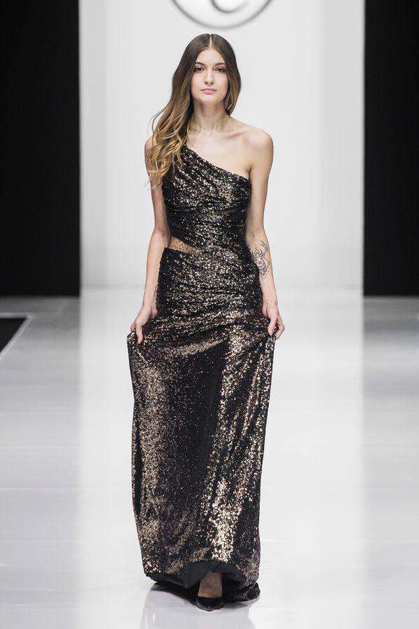 В том числе и необычный покрой