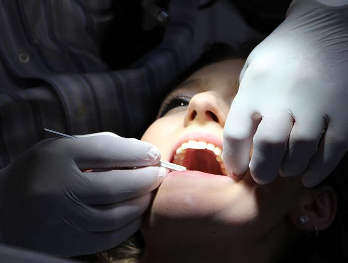 В стоматологическом кабинете не место для ярмарки тщеславия
