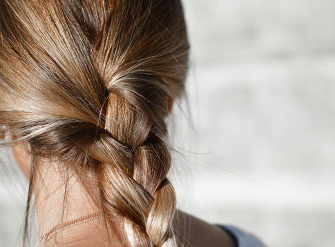 Какие продукты помогут отрастить волосы