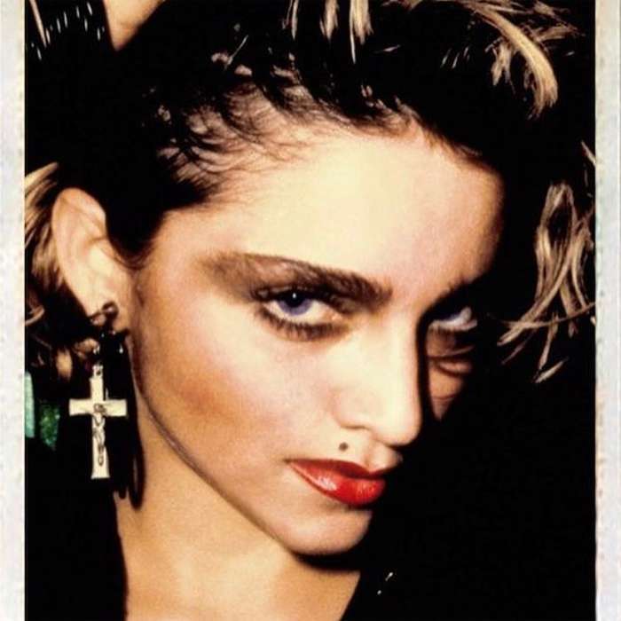 Певица выступает против фильма о себе