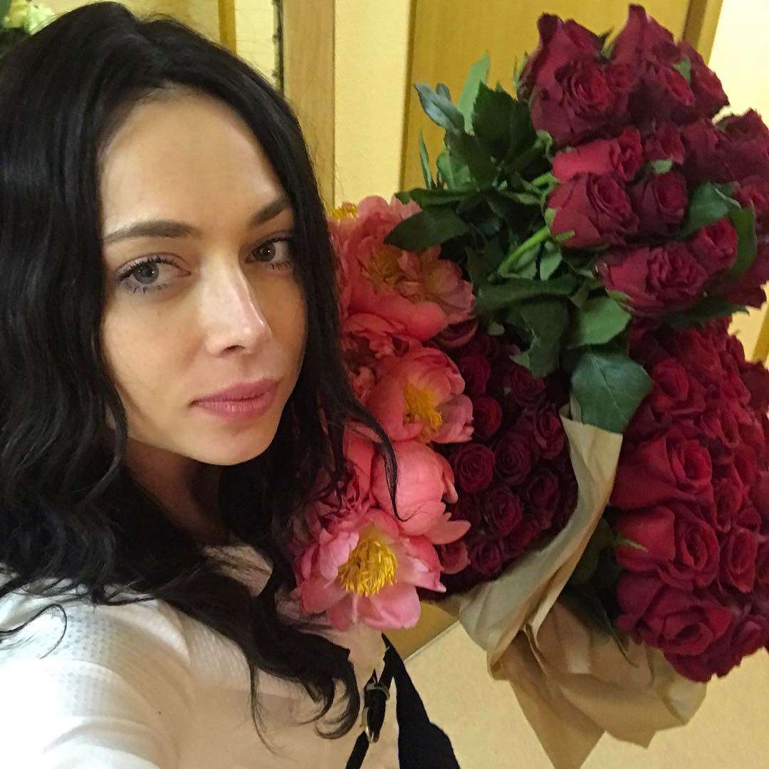 Настасья Самбурская