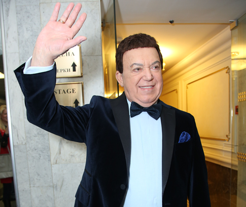 Иосиф Кобзон стал самым богатым звездным депутатом Госдумы РФ