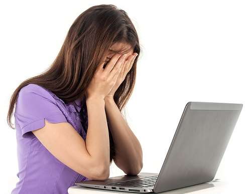 Девочки страдают сильнее от соцсетей