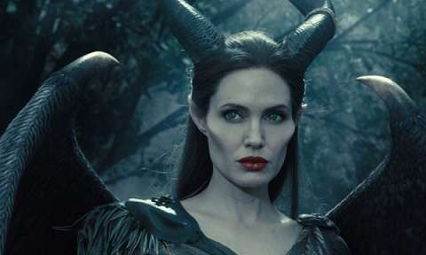 Анджелина Джоли