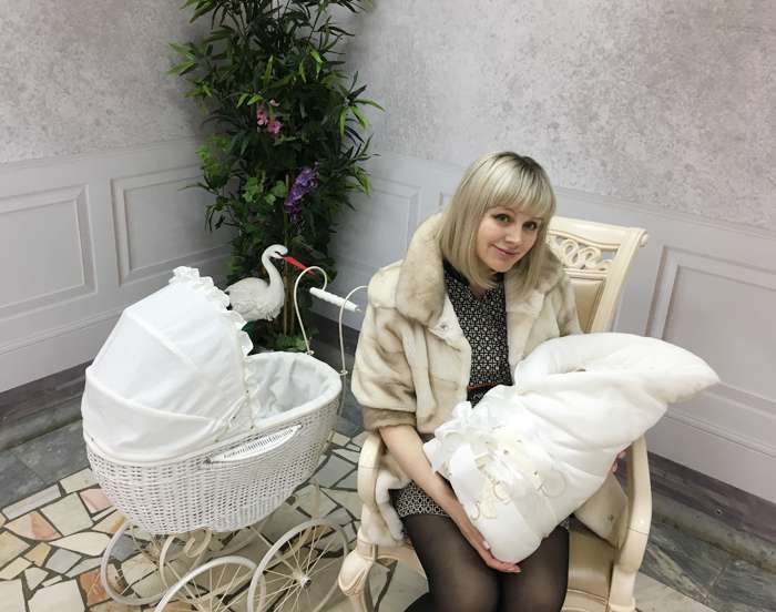 Теперь в семье артистки трое сыновей