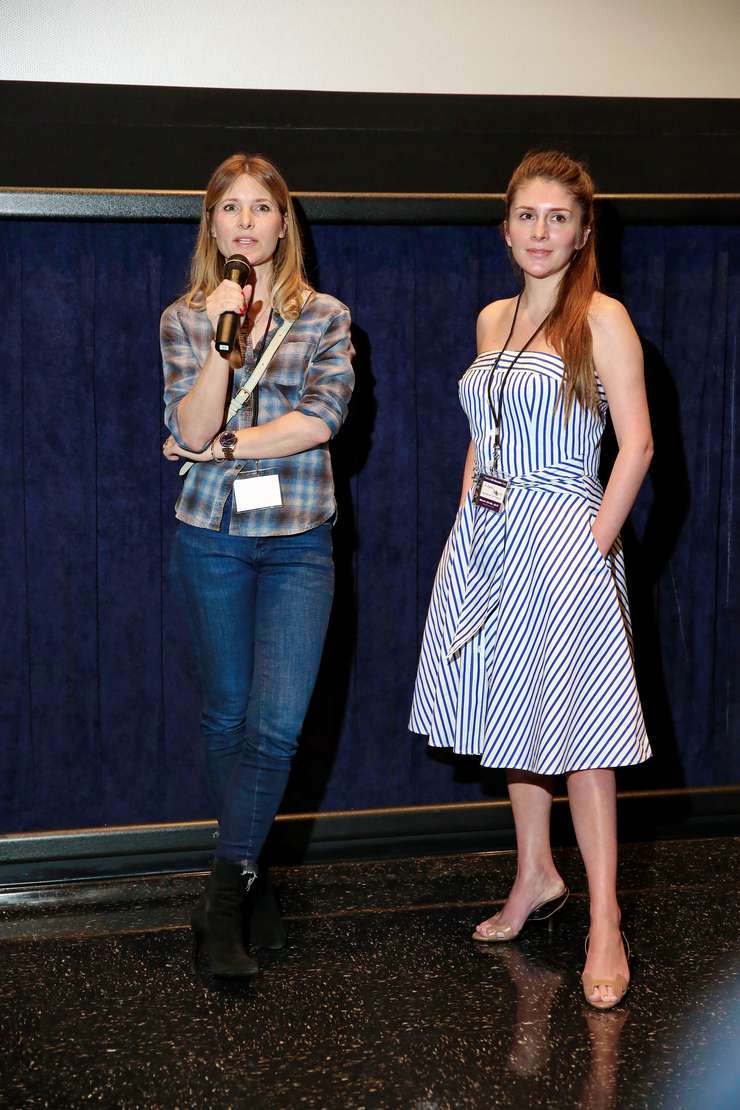 В Лос-Анджелесе картину приняли благосклонно