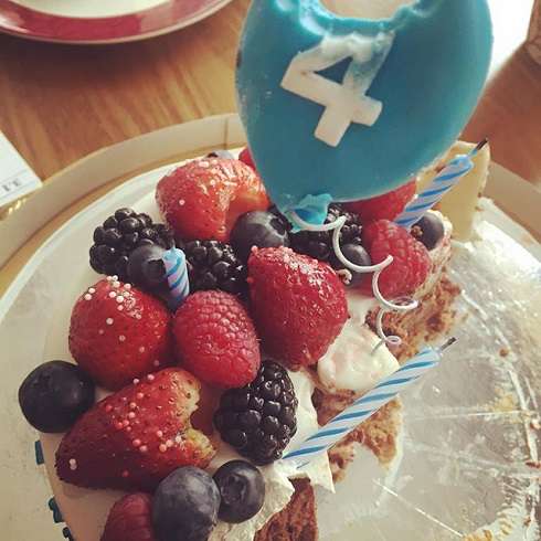 Родные Жанны не попали на день рождения к Платону Родные Жанны не попали на день рождения к Платону