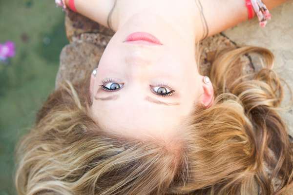 Безоперационная блефаропластика - теперь реальность