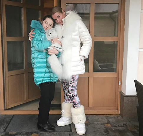 Почему дочь Анастасии Волочковой хочет поменять имя