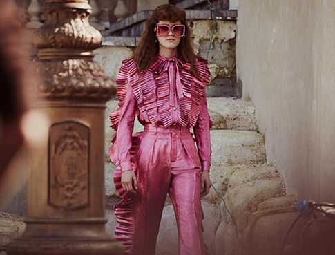 Розовый в гардеробе: правила безопасности