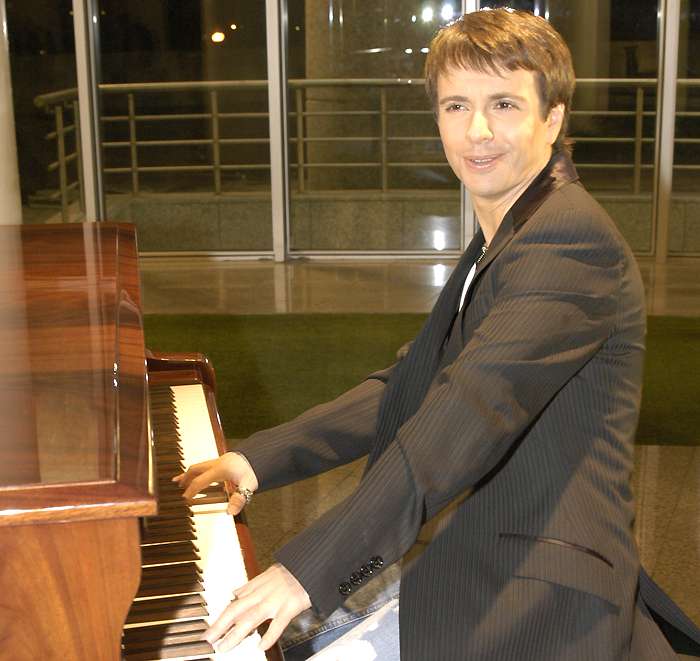 Андрей Губин