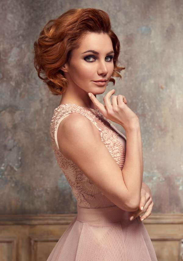 Лора Резникова Лора Резникова