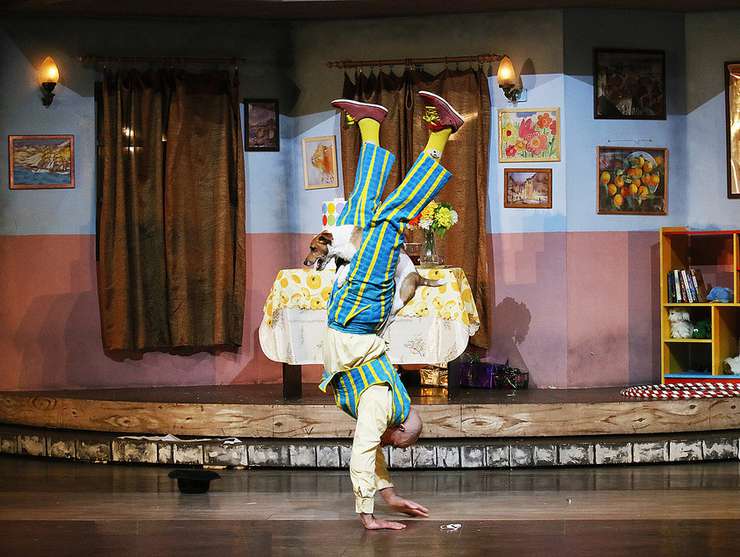 В постановке много цирковых номеров